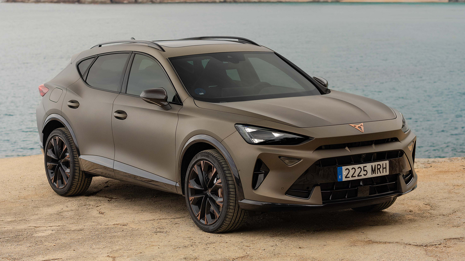 CUPRA: Μέχρι και 4.500 ευρώ φθηνότερα τα Ε-hybrid μοντέλα της